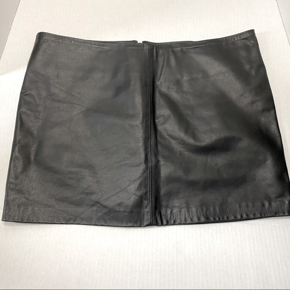 Women’s Jorane 100% Polyester Black Mini Skirt.